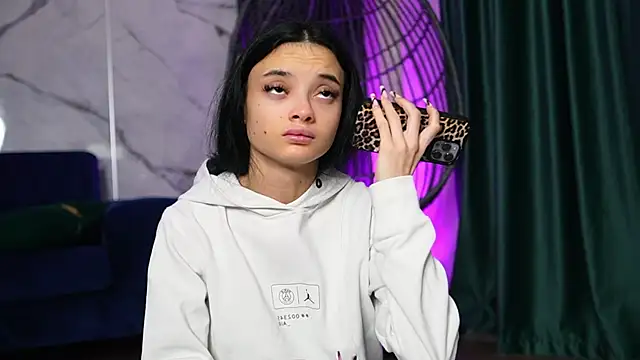 Snapshot of RachelRavee chatting on November 2025 05:17:02 AM RachelRavee online show from November 2025 05:17:02 AM