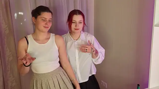 LaureenBetterley online show from October 2025 04:50:01 PM