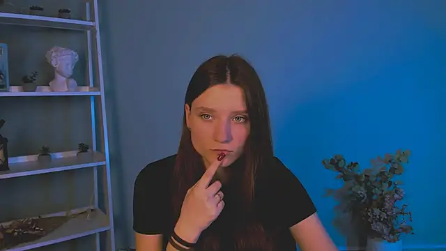 dana sweet   online show from November 2025 07:47:02 PM