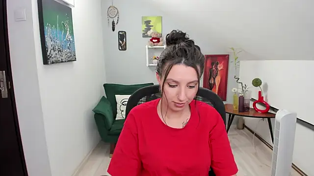 Snapshot of BettyJamess chatting on October 2025 05:35:01 PM BettyJamess online show from October 2025 05:35:01 PM