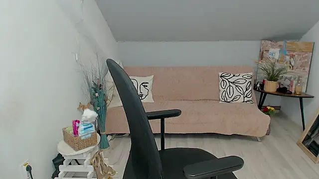 Snapshot of BettyJamess chatting on October 2025 08:02:02 PM BettyJamess online show from October 2025 08:02:02 PM