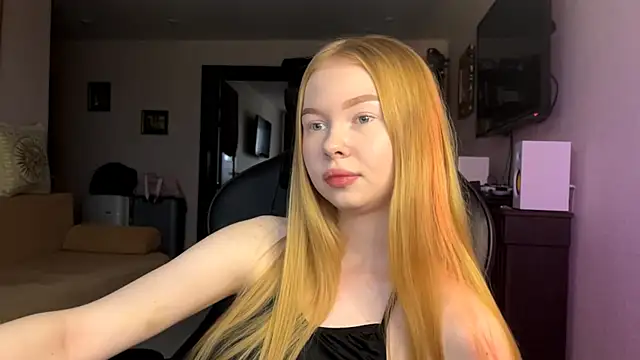 Snapshot of RaguelNicksons chatting on November 2025 06:34:02 AM RaguelNicksons online show from November 2025 06:34:02 AM