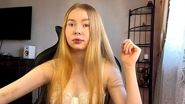 Snapshot of RaguelNicksons chatting on November 2025 06:24:02 AM RaguelNicksons online show from November 2025 06:24:02 AM