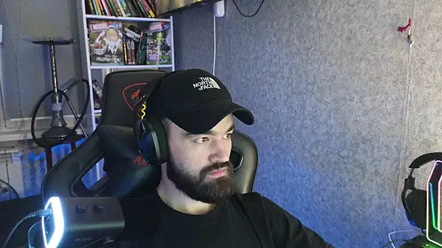 Snapshot of Nik_Namee chatting on November 2025 06:18:02 PM Nik Namee online show from November 2025 06:18:02 PM