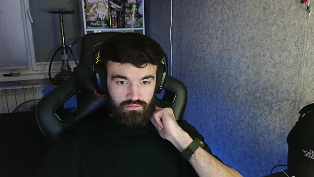 Snapshot of Nik_Namee chatting on November 2025 07:01:02 PM Nik Namee online show from November 2025 07:01:02 PM