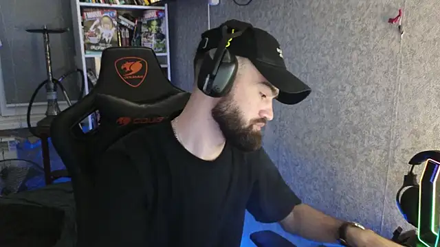 Snapshot of Nik_Namee chatting on November 2025 10:31:01 PM Nik Namee online show from November 2025 10:31:01 PM