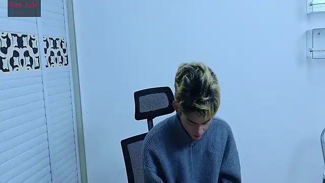 sexyboy-lele online show from October 2025 12:28:02 PM