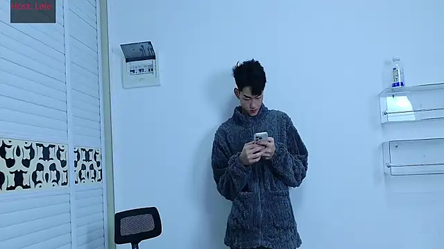 sexyboy-lele online show from October 2025 11:10:01 AM