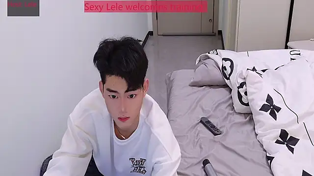 sexyboy-lele online show from November 2025 07:53:01 AM