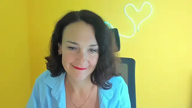 Rosie Rosee online show from October 2025 11:21:01 AM