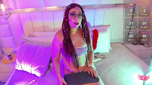 Snapshot of _nicole_moon chatting on October 2025 01:34:02 PM nicole moon online show from October 2025 01:34:02 PM