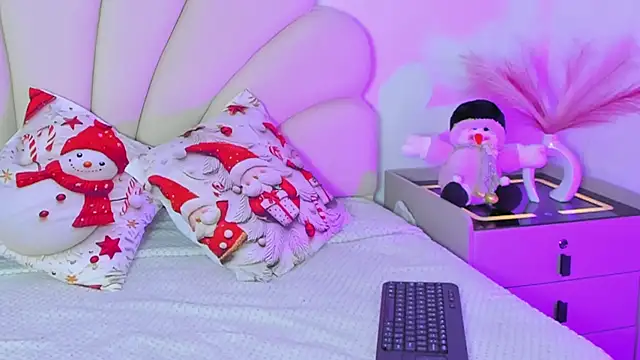 Snapshot of Alyss_Sweet chatting on November 2025 09:59:01 AM Alyss Sweet online show from November 2025 09:59:01 AM