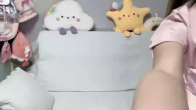 Snapshot of xiaoguaiss chatting on October 2025 05:13:02 PM xiaoguaiss online show from October 2025 05:13:02 PM