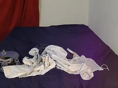 BabeLulu online show from November 2025 07:02:02 PM