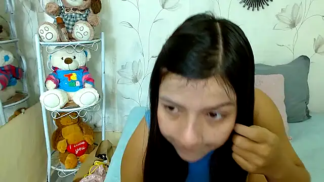 Snapshot of zara_cute chatting on November 2025 12:04:02 PM zara cute online show from November 2025 12:04:02 PM