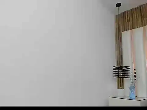 Snapshot of AmbarGills chatting on November 2025 01:35:02 PM AmbarGills online show from November 2025 01:35:02 PM