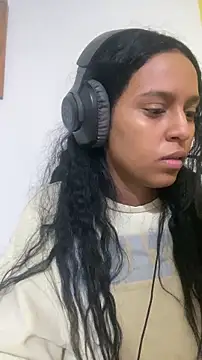 Snapshot of thepicis chatting on October 2025 11:46:01 PM thepicis online show from October 2025 11:46:01 PM