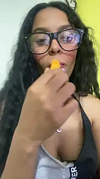 Snapshot of thepicis chatting on October 2025 12:26:01 AM thepicis online show from October 2025 12:26:01 AM