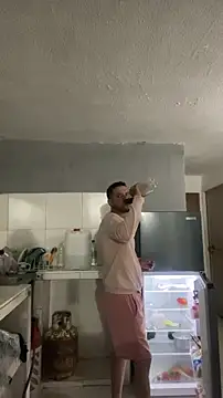 Snapshot of thepicis chatting on November 2025 12:44:01 AM thepicis online show from November 2025 12:44:01 AM