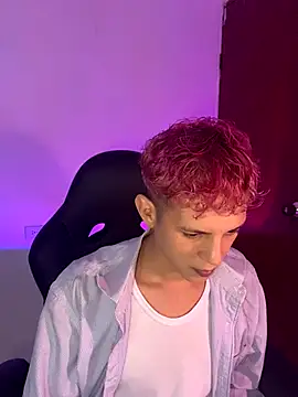 tylernova online show from November 2025 03:26:02 AM