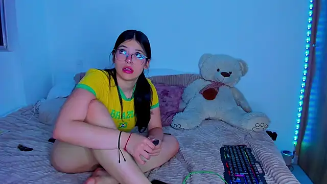 Snapshot of majo_gallego chatting on November 2025 12:00:02 AM majo gallego online show from November 2025 12:00:02 AM