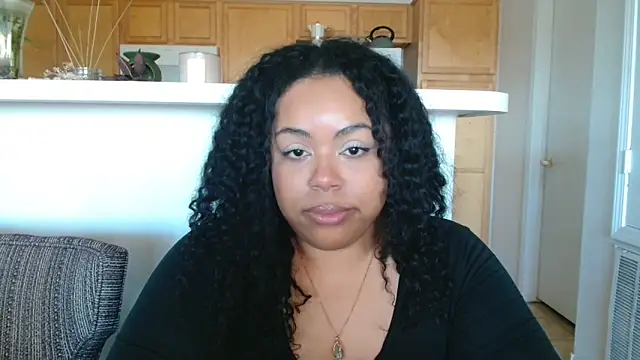 Snapshot of KalaniRose chatting on October 2025 12:24:01 AM KalaniRose online show from October 2025 12:24:01 AM