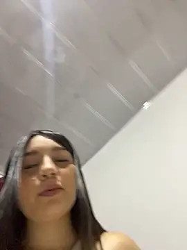   Lorelain   online show from October 2025 11:18:02 PM