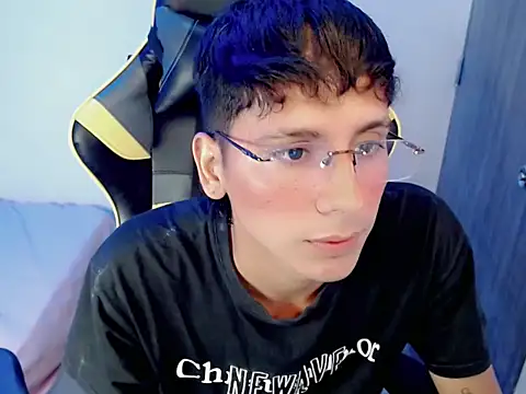 Snapshot of Nani_big chatting on November 2025 03:45:02 PM Nani big online show from November 2025 03:45:02 PM