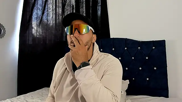 LoganRyder online show from November 2025 12:37:01 PM