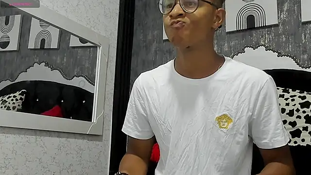 Yeps pluss online show from October 2025 08:08:02 PM