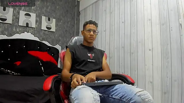 Yeps pluss online show from October 2025 08:20:01 PM