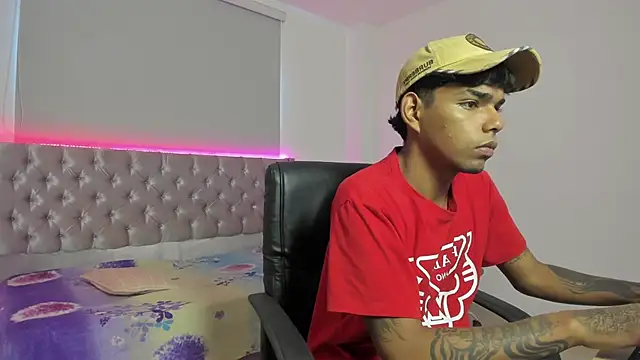 Snapshot of elias_ford chatting on October 2025 07:49:01 PM elias ford online show from October 2025 07:49:01 PM