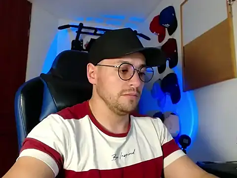 kurt xx online show from November 2025 05:33:01 PM