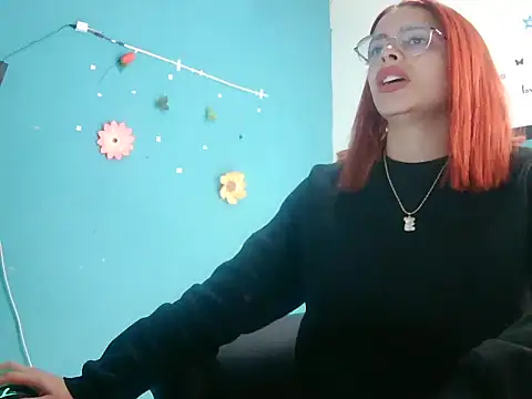 dayra velez online show from October 2025 01:53:02 PM