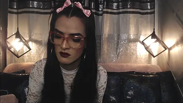 ZAMMIRA online show from October 2025 05:30:01 AM