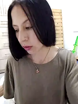 you yuyuu online show from November 2025 09:57:02 PM