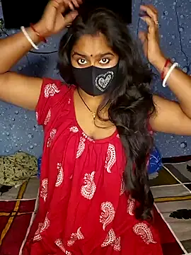 Snapshot of Sweet-Maddlina chatting on December 2025 02:39:01 AM Sweet-Maddlina online show from December 2025 02:39:01 AM