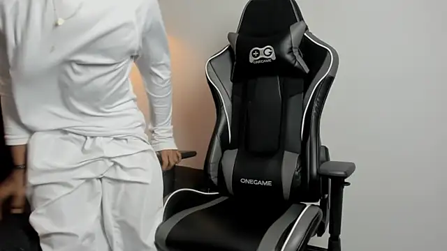 ryder cum23 online show from October 2025 09:36:01 PM