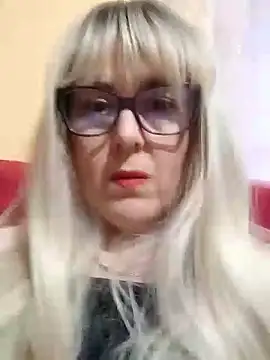 Amelialove42 online show from November 2025 02:17:02 PM