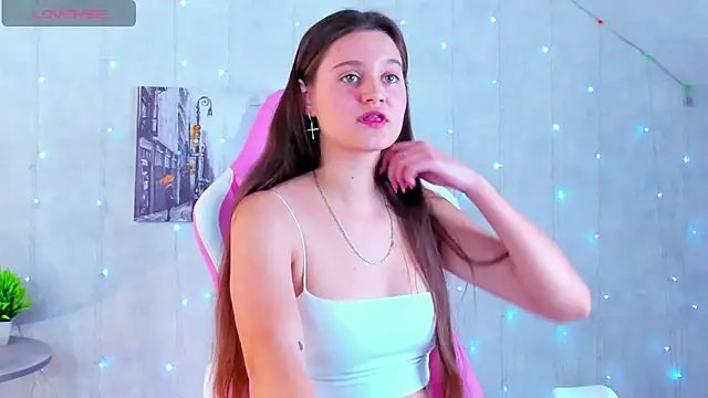 Snapshot of Renesmy_Black chatting on October 2025 12:33:02 AM Renesmy Black online show from October 2025 12:33:02 AM