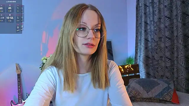 Snapshot of Edlin_gail chatting on November 2025 01:26:02 AM Edlin gail online show from November 2025 01:26:02 AM