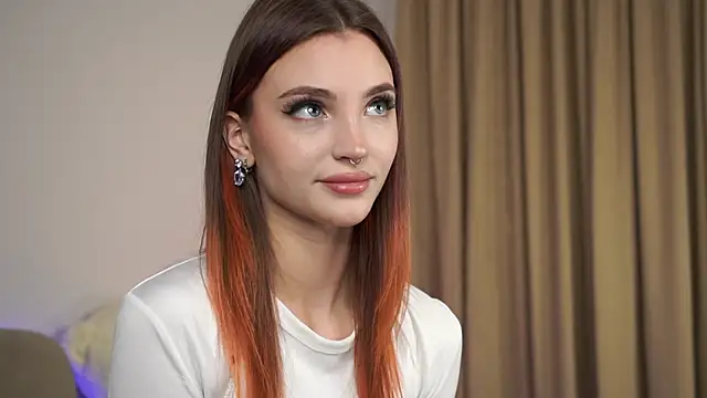 Snapshot of beckymadsons chatting on October 2025 03:03:01 PM beckymadsons online show from October 2025 03:03:01 PM