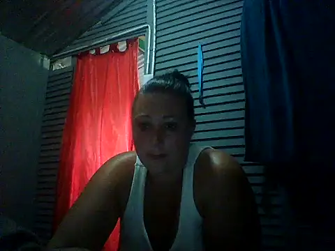 Snapshot of sweetjuicypeach123 chatting on December 2025 11:26:02 AM sweetjuicypeach123 online show from December 2025 11:26:02 AM