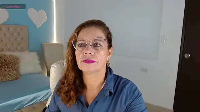 Snapshot of channelsmith_55 chatting on December 2025 01:52:02 PM channelsmith 55 online show from December 2025 01:52:02 PM