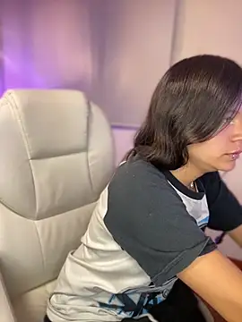 Ninfa pink online show from October 2025 07:47:02 PM