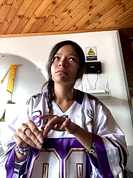 Ninfa pink online show from November 2025 04:07:01 PM