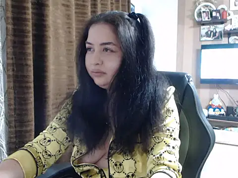 Snapshot of SelinaValdez chatting on October 2025 07:12:02 PM SelinaValdez online show from October 2025 07:12:02 PM