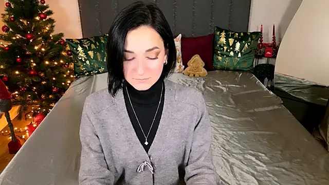 BaileeLynn online show from December 2025 12:55:01 PM