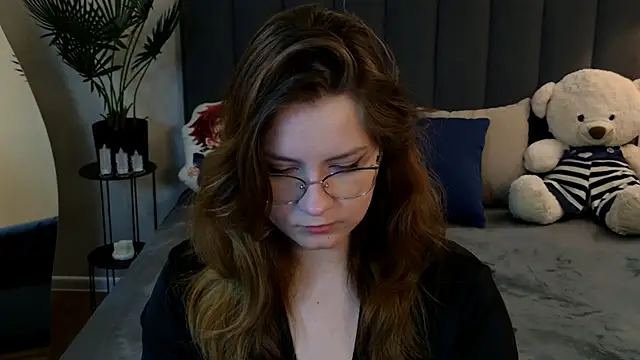 Snapshot of Briarx chatting on November 2025 08:57:01 PM Briarx online show from November 2025 08:57:01 PM