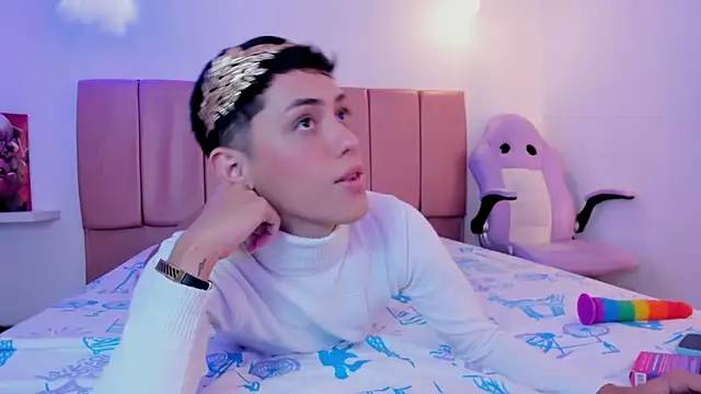 Snapshot of Iam_criss09 chatting on December 2025 08:04:02 PM Iam criss09 online show from December 2025 08:04:02 PM